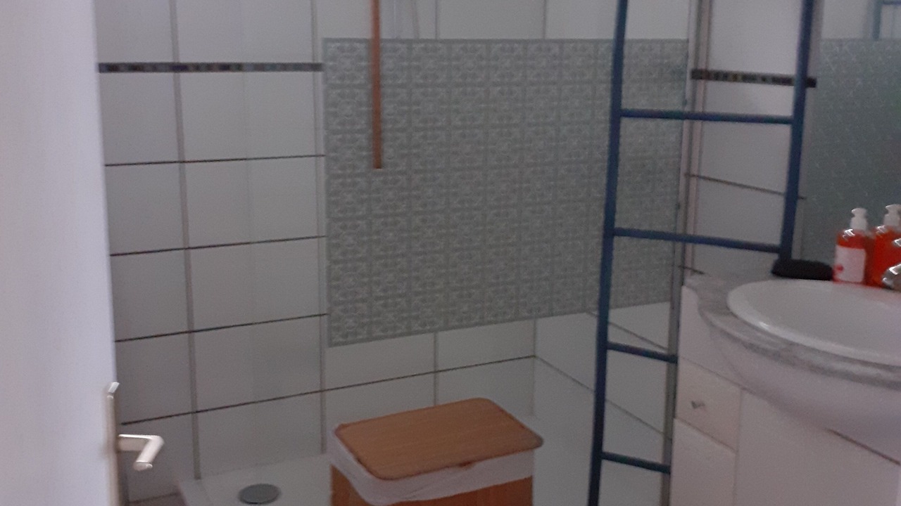 Photo of Bathroom in Saint-Martin-aux-Buneaux