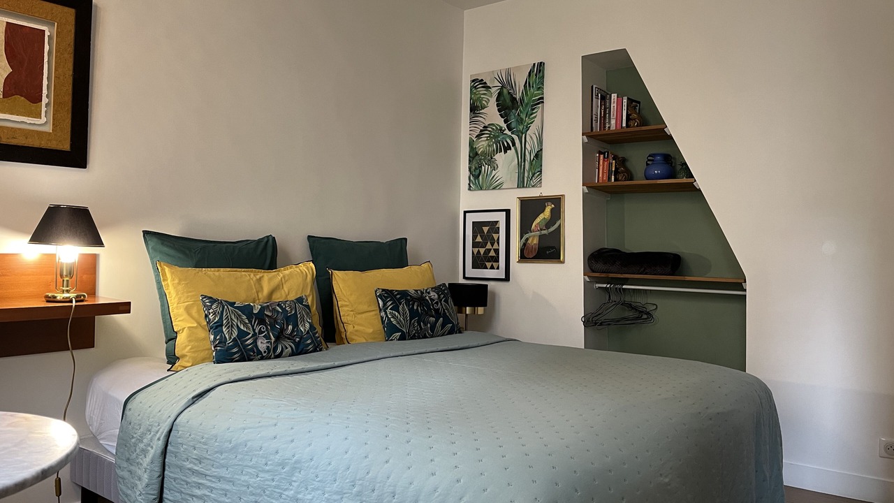 Photo of Bedroom in Arts-et-Metiers