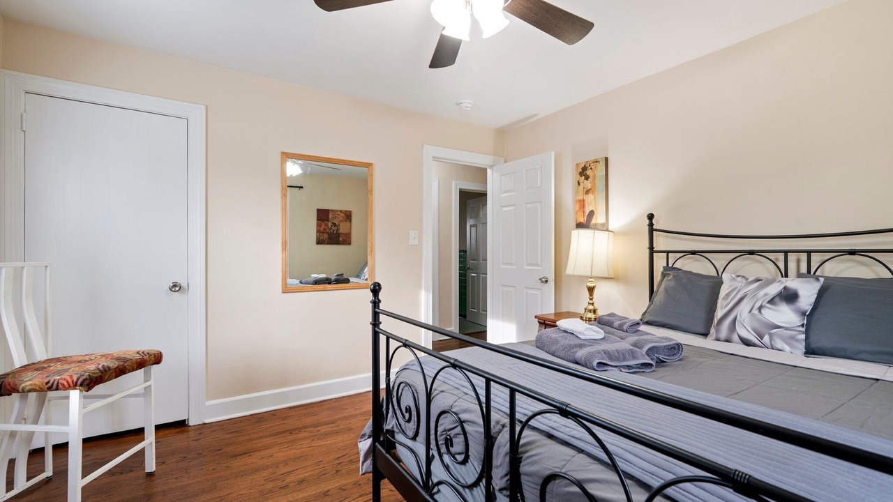 Photo of Bedroom in Newport News