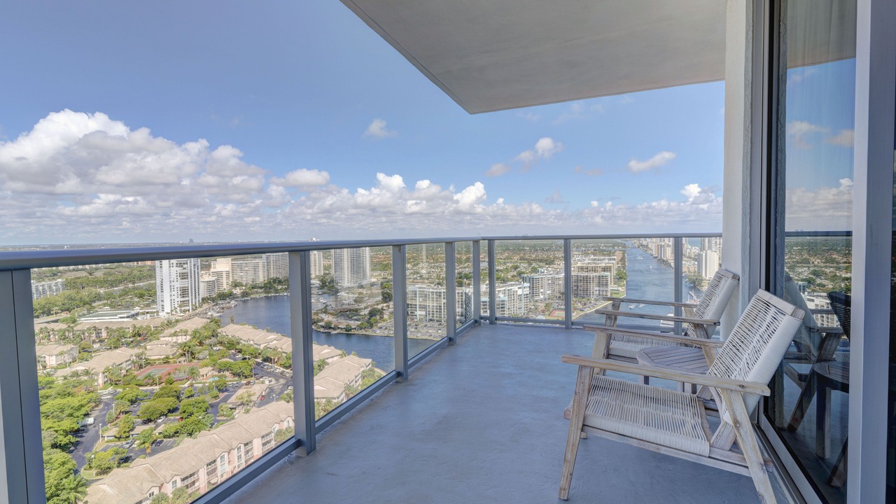 Photo of Outdoor in Hallandale Beach