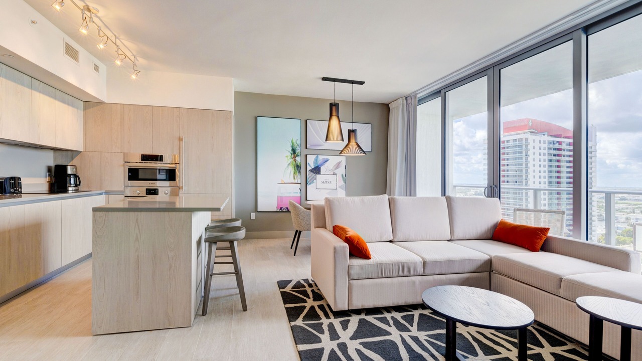 Photo of Livingroom in Hallandale Beach