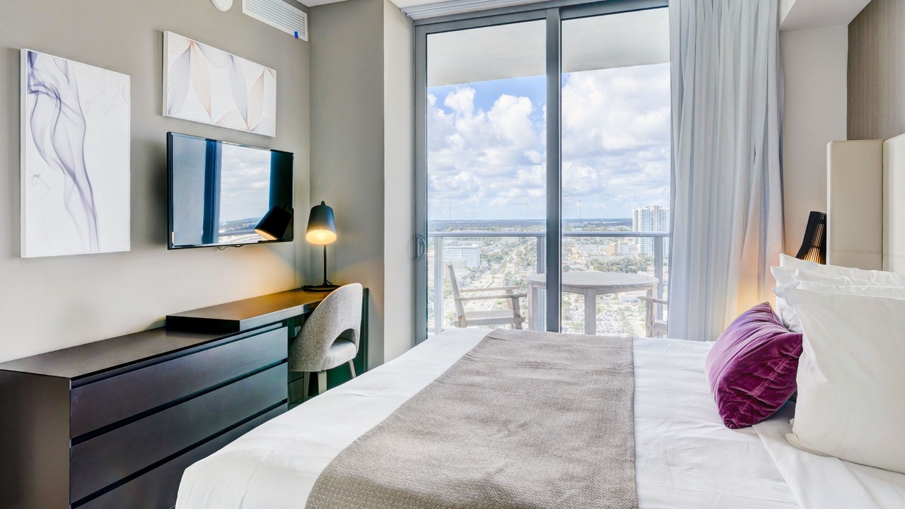 Photo of Bedroom in Hallandale Beach