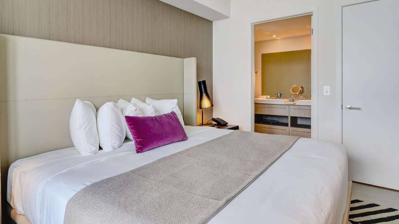 Photo of Bedroom in Hallandale Beach