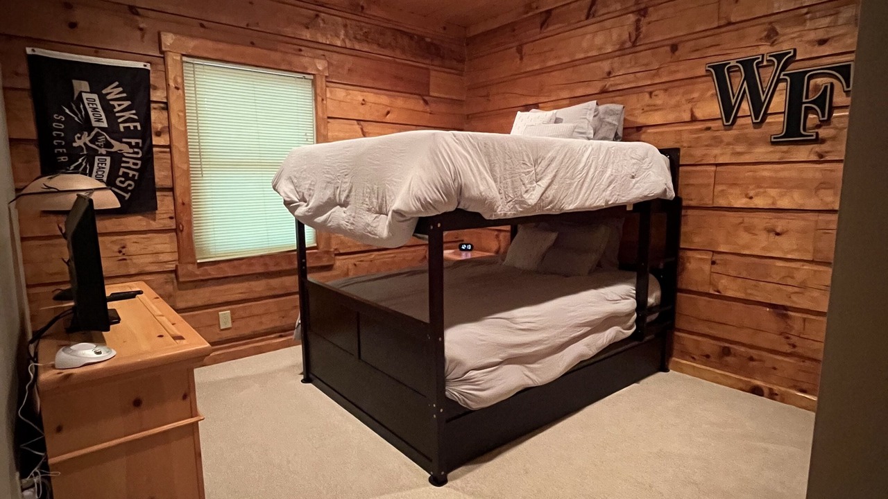Photo of Bedroom in Altamont