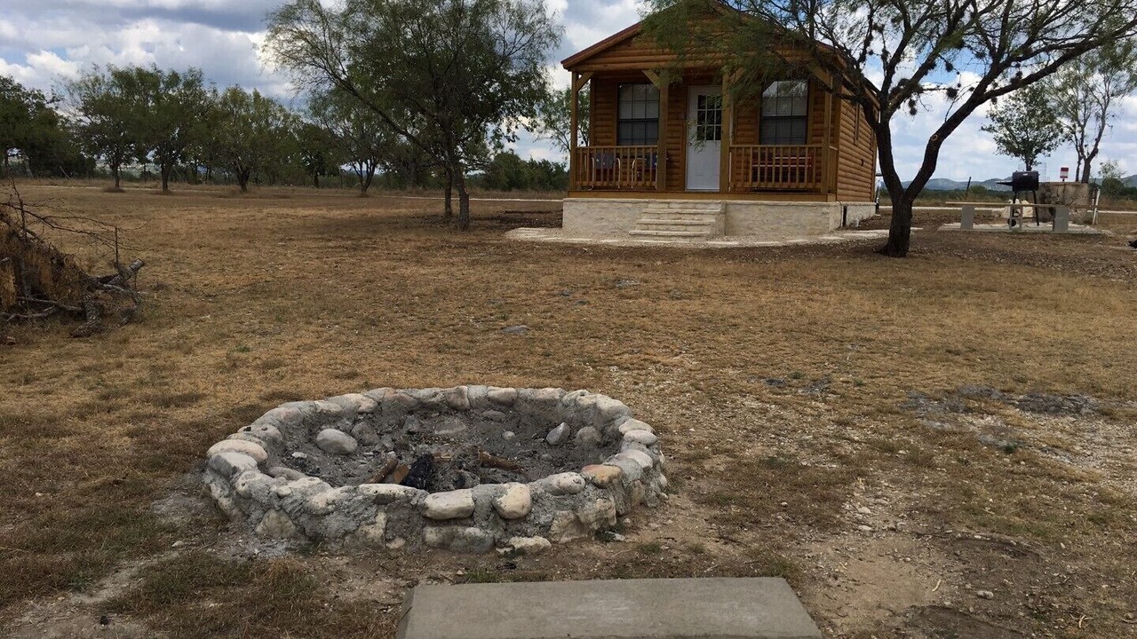 Photo of Outdoor in Utopia