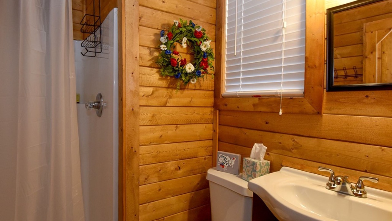 Photo of Bathroom in Utopia