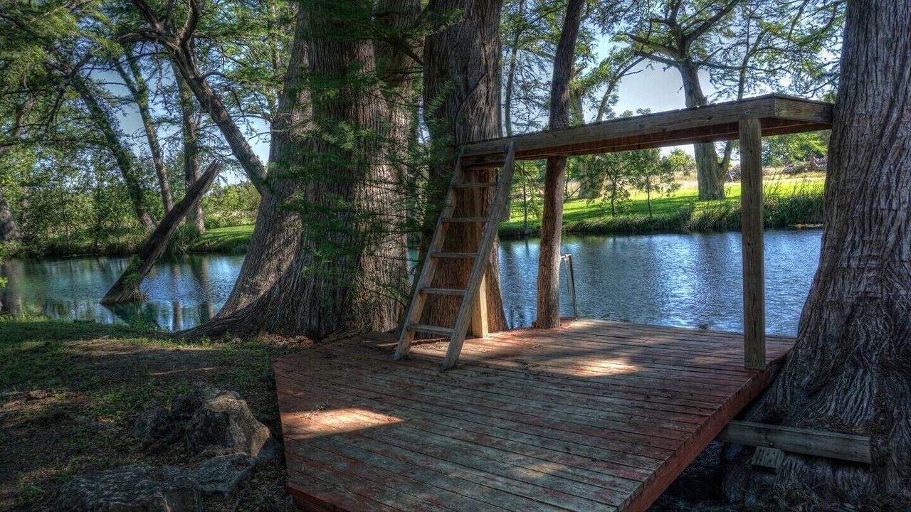 Photo of Outdoor in Utopia