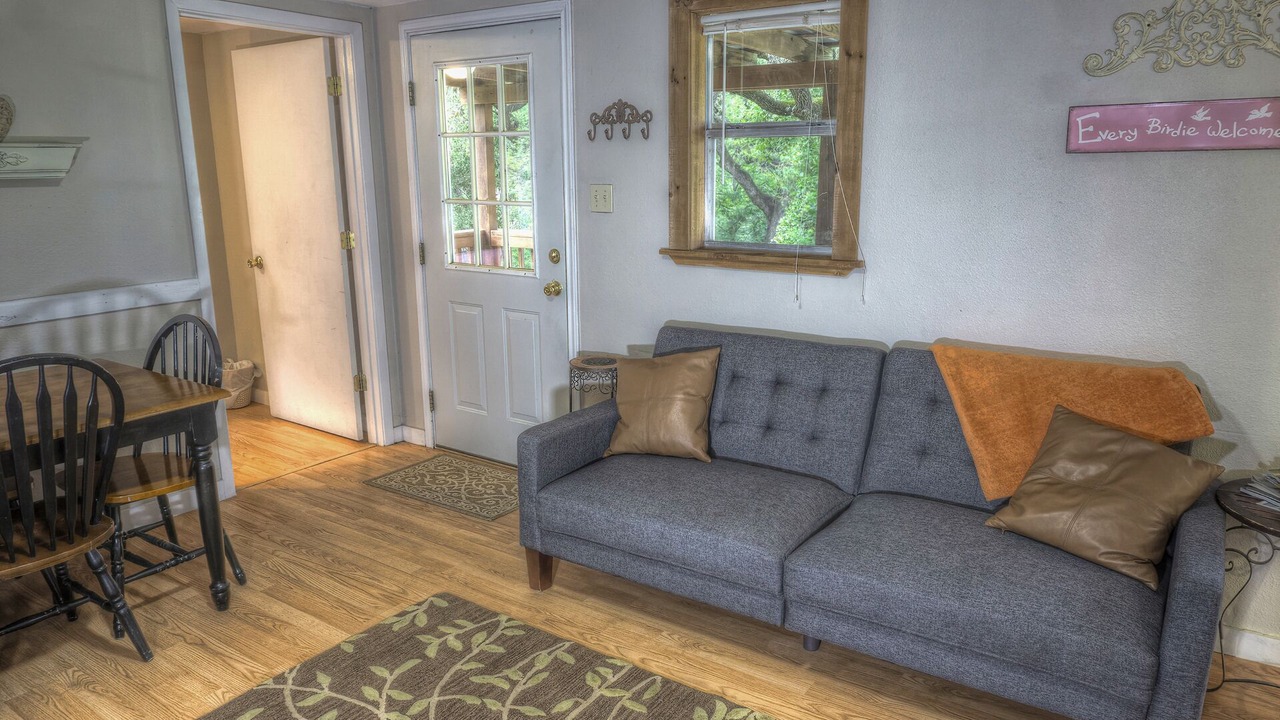 Photo of Livingroom in Utopia