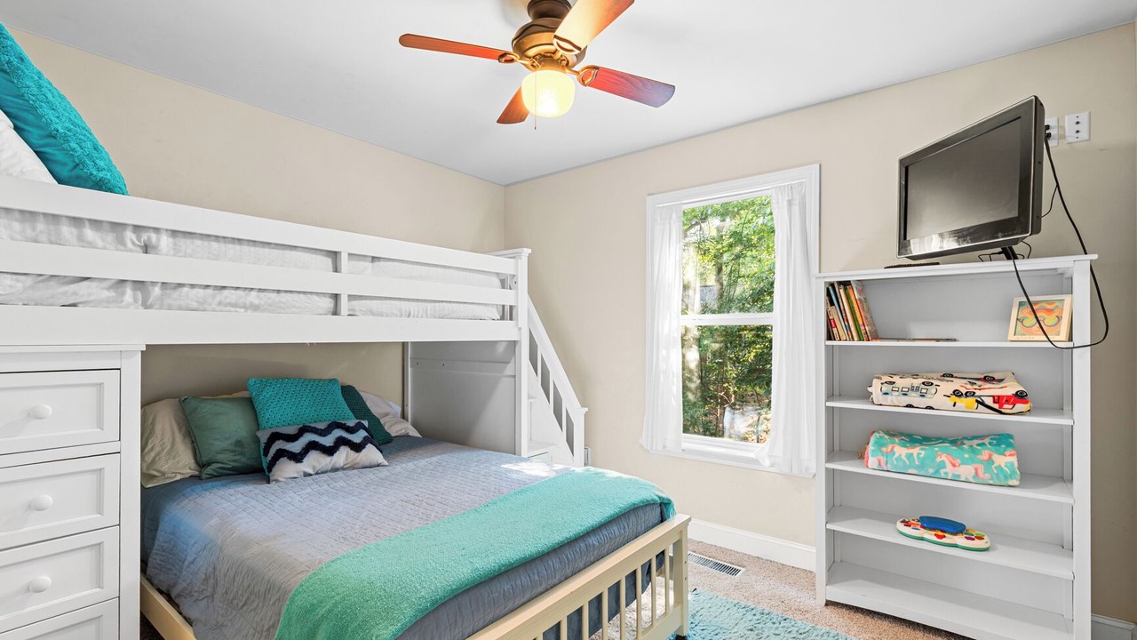 Photo of Bedroom in Arley