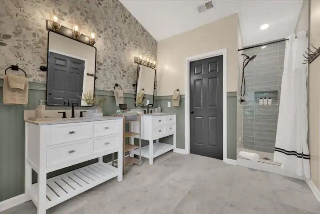 Photo of Bathroom in Lilburn