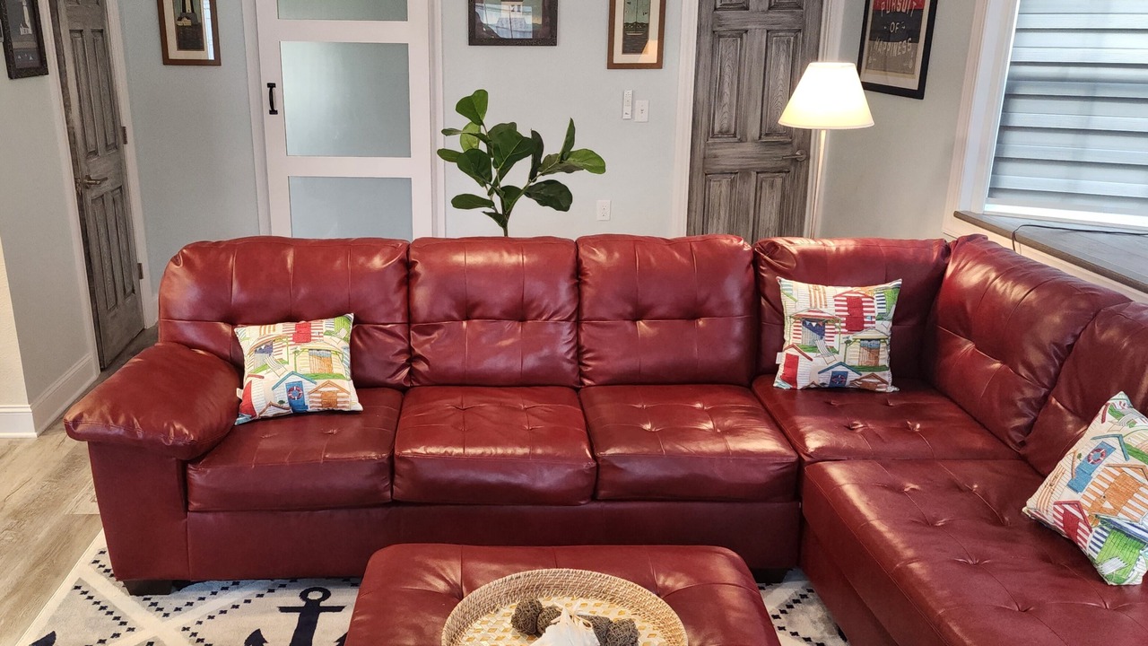 Photo of Livingroom in Port Clinton