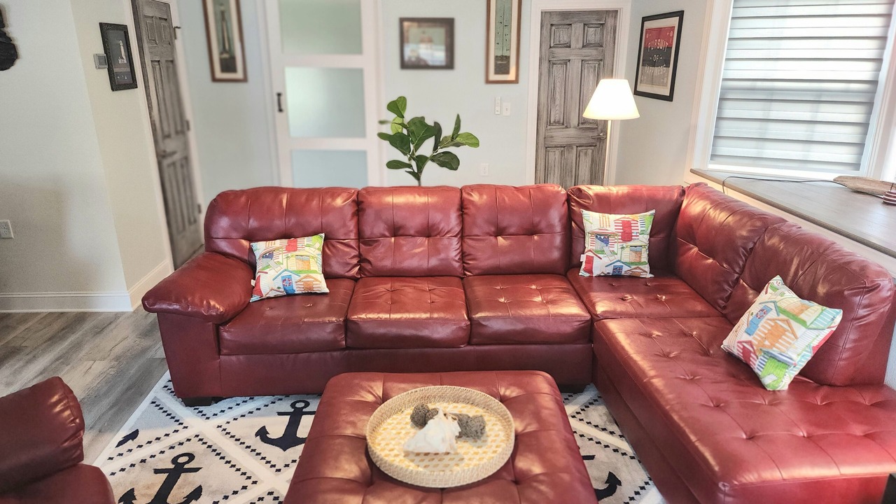 Photo of Livingroom in Port Clinton