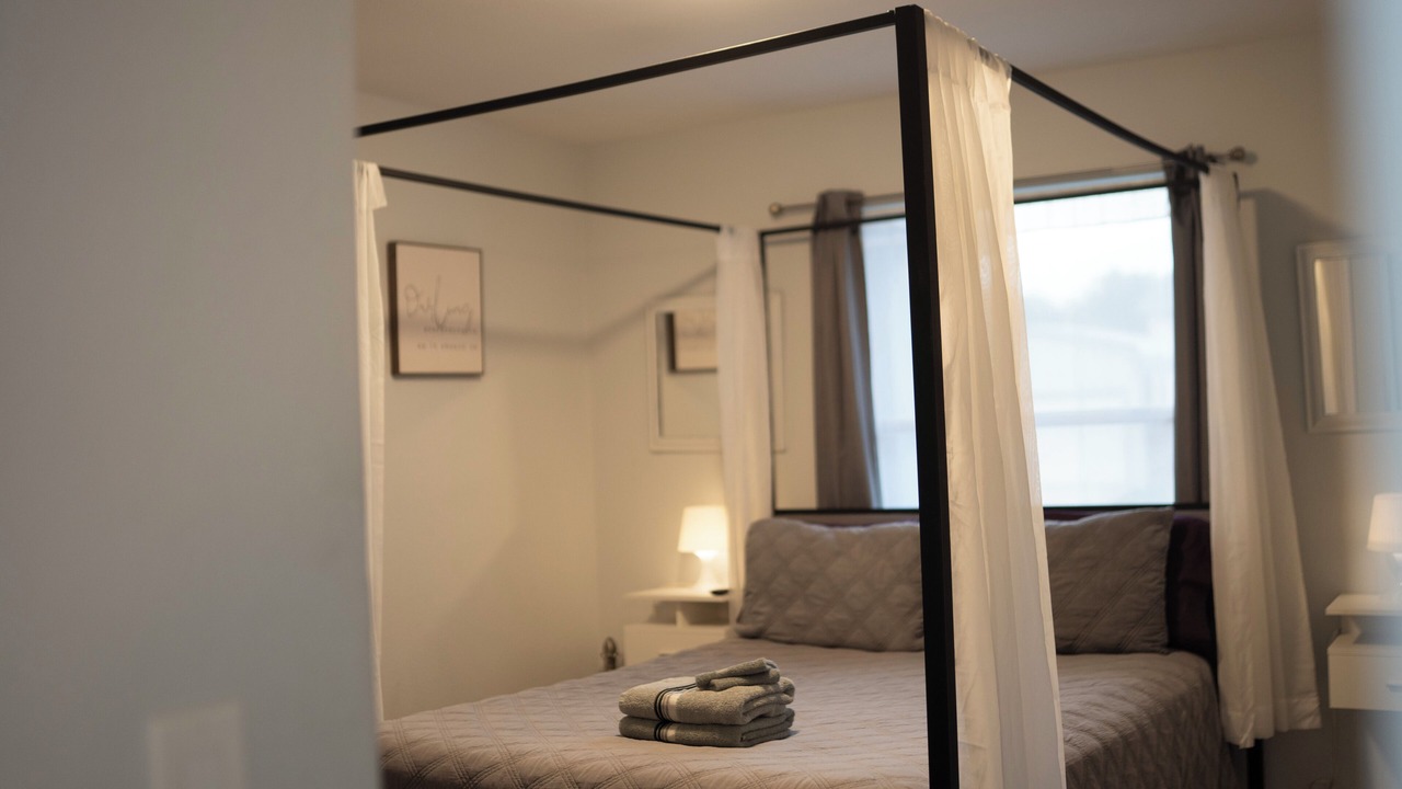 Photo of Bedroom in McNeil