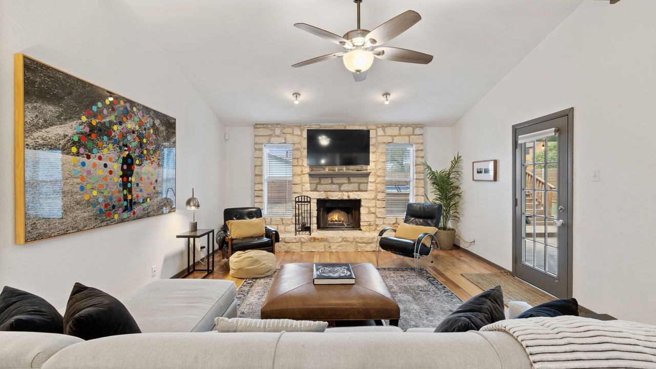 Photo of Bedroom in McNeil