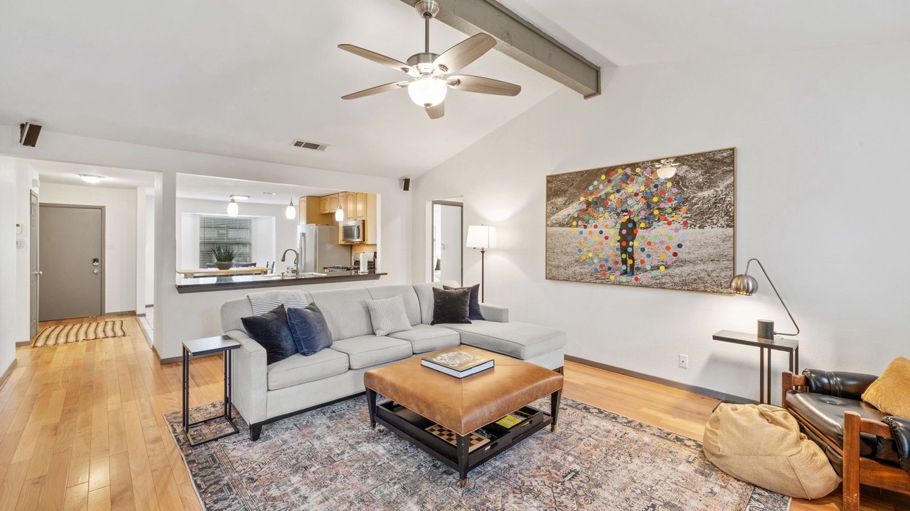 Photo of Bedroom in McNeil