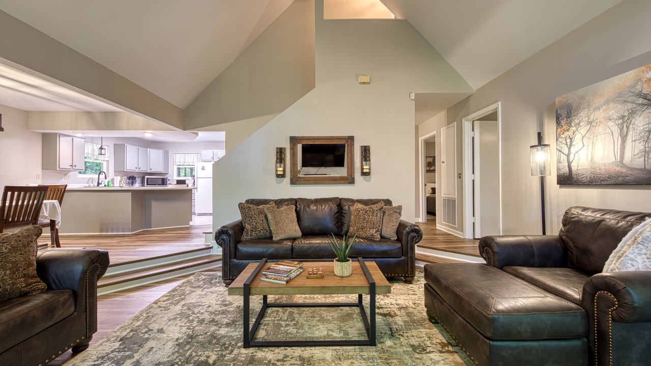 Photo of Livingroom in Ashley Oaks