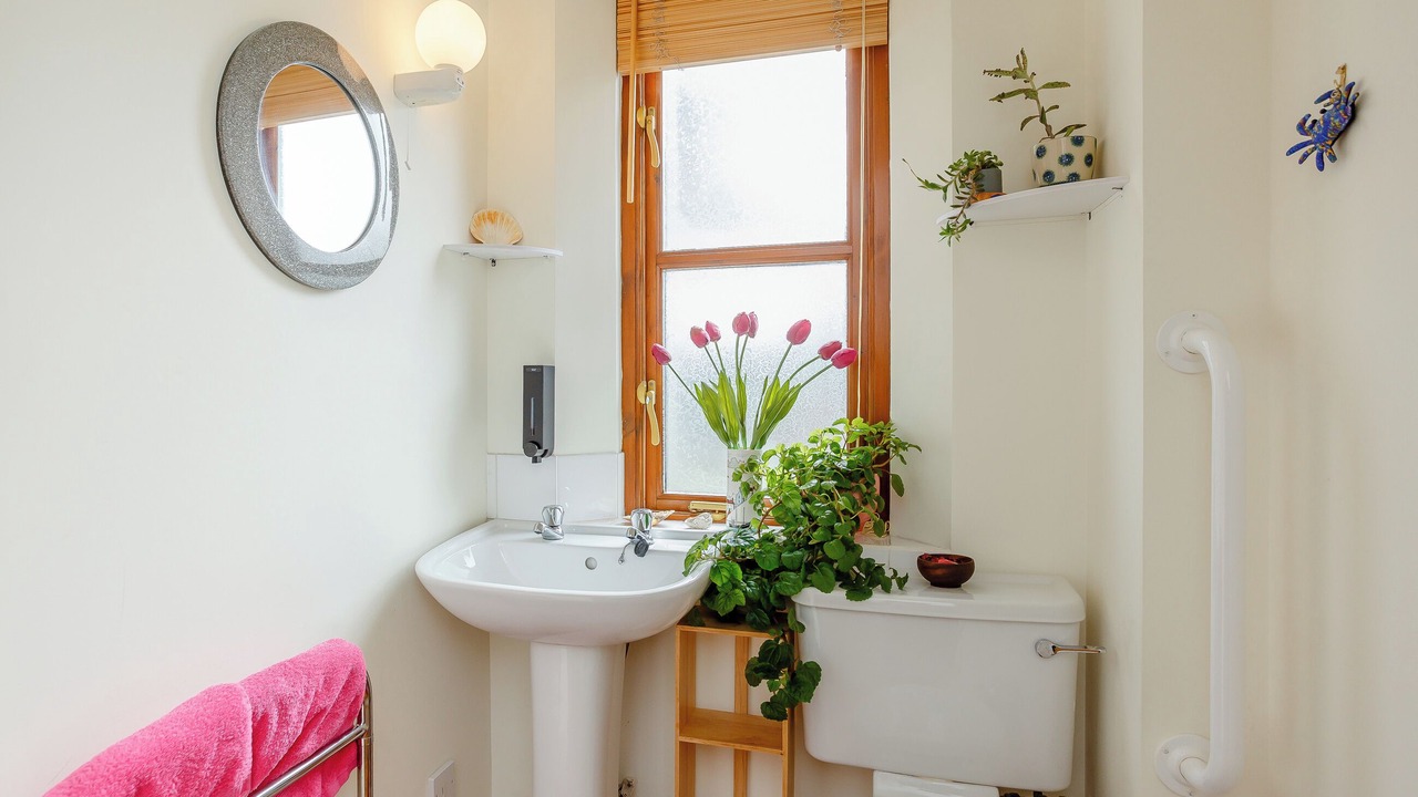 Photo of Bathroom in Cromarty