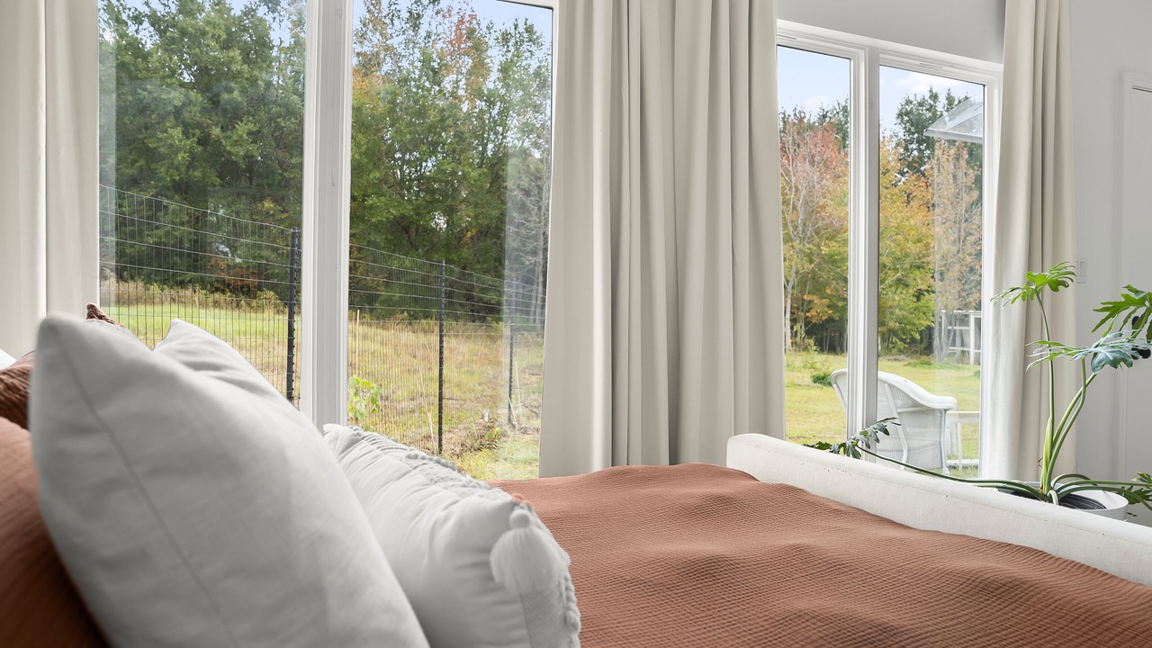 Photo of Bedroom in Garden Valley