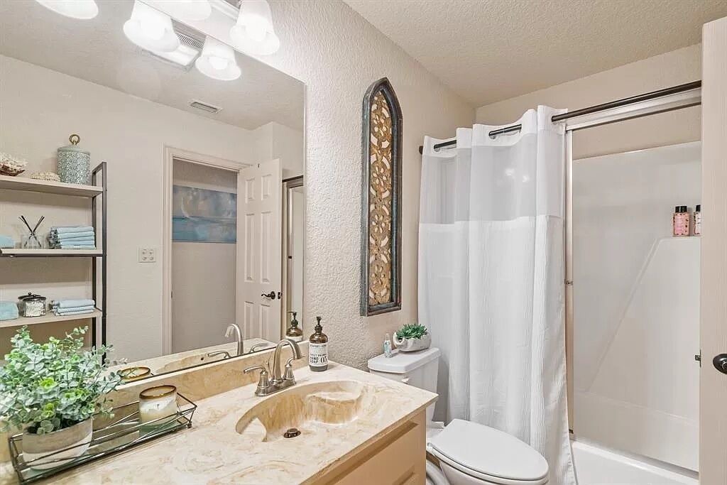 Photo of Bathroom in Bowie