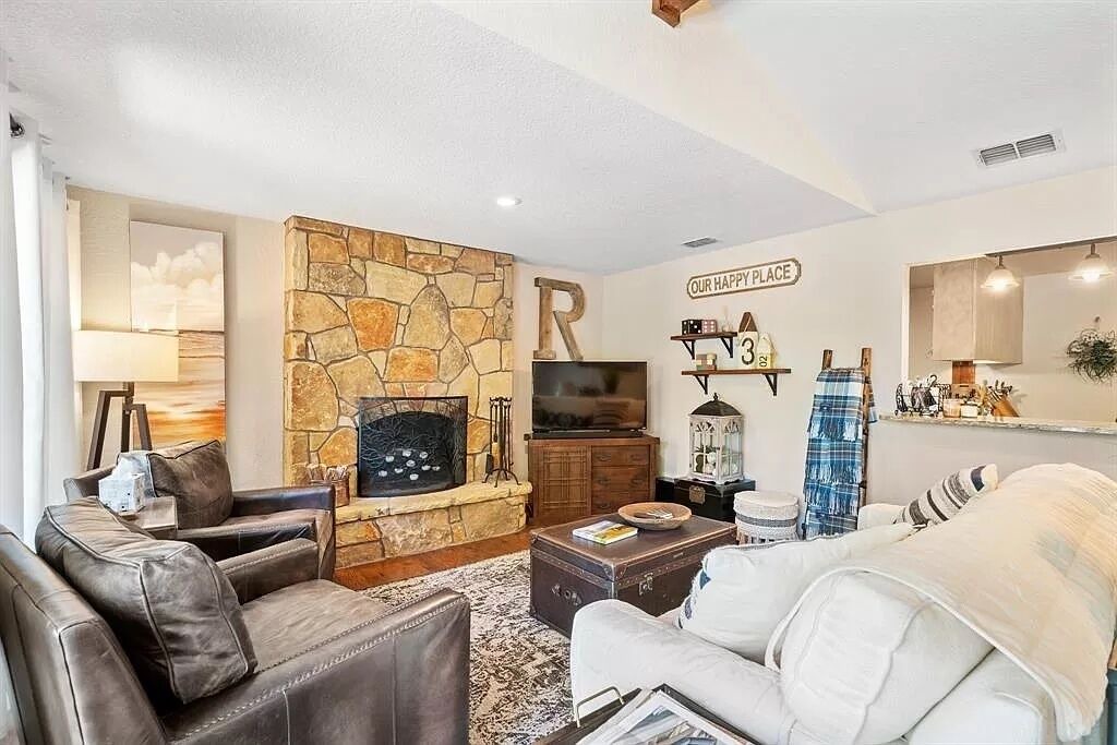 Photo of Livingroom in Bowie