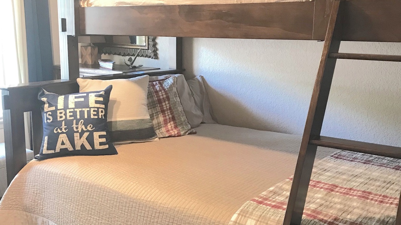 Photo of Bedroom in Bowie