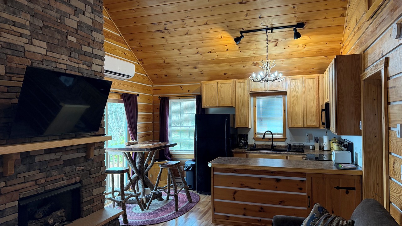 Photo of Livingroom in Smith River