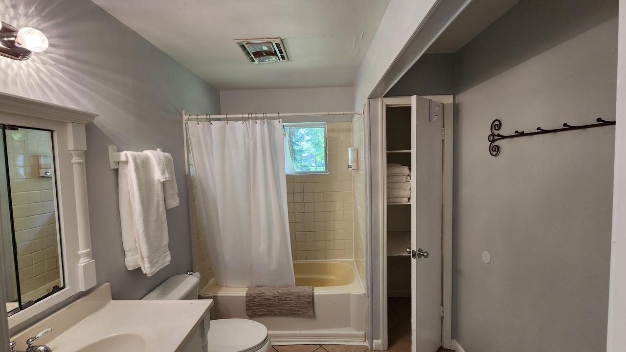Photo of Bathroom in Kreole