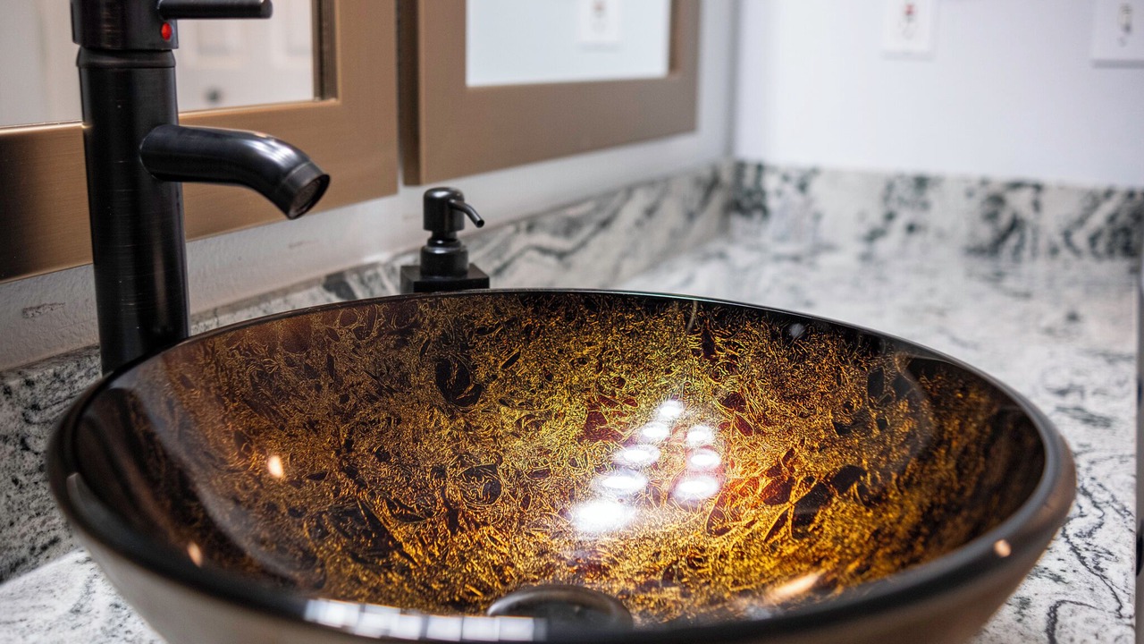 Photo of Bathroom in Keizer