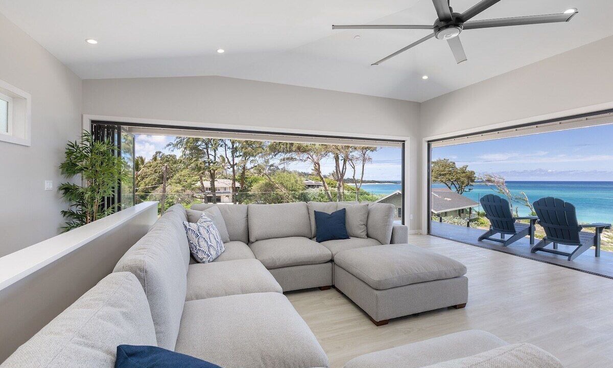 Photo of Others in Laie