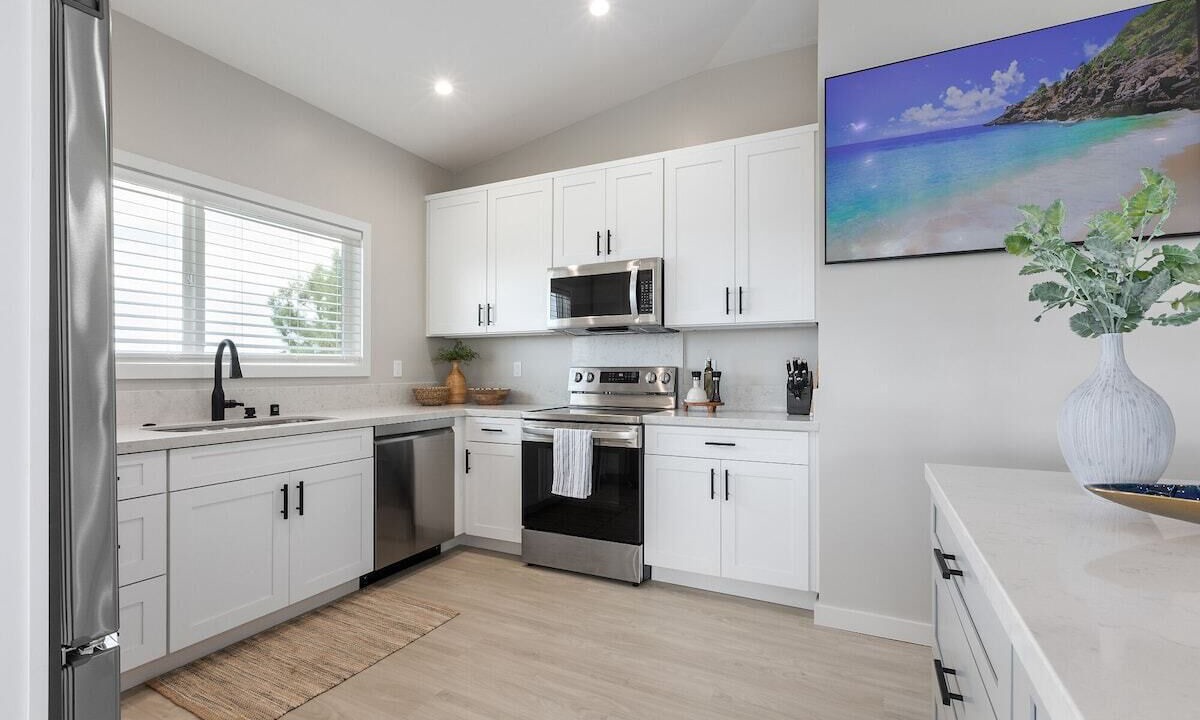 Photo of Others in Laie