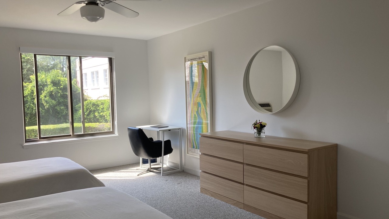 Photo of Bedroom in Bellevue Avenue Historic District