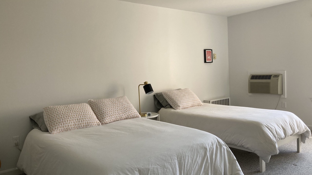 Photo of Bedroom in Bellevue Avenue Historic District