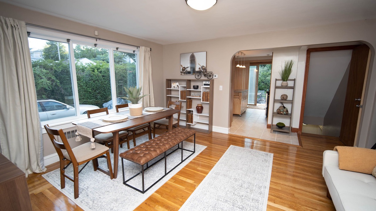 Photo of Livingroom in Central Falls