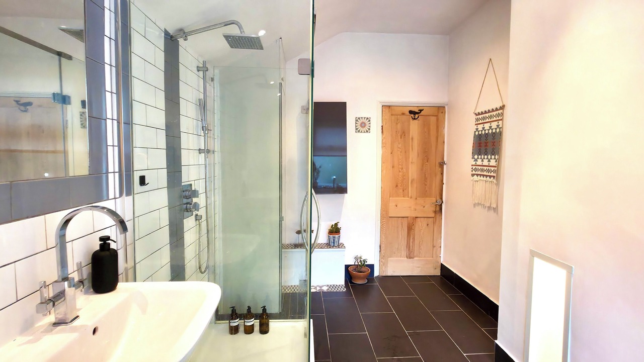 Photo of Bathroom in Splott