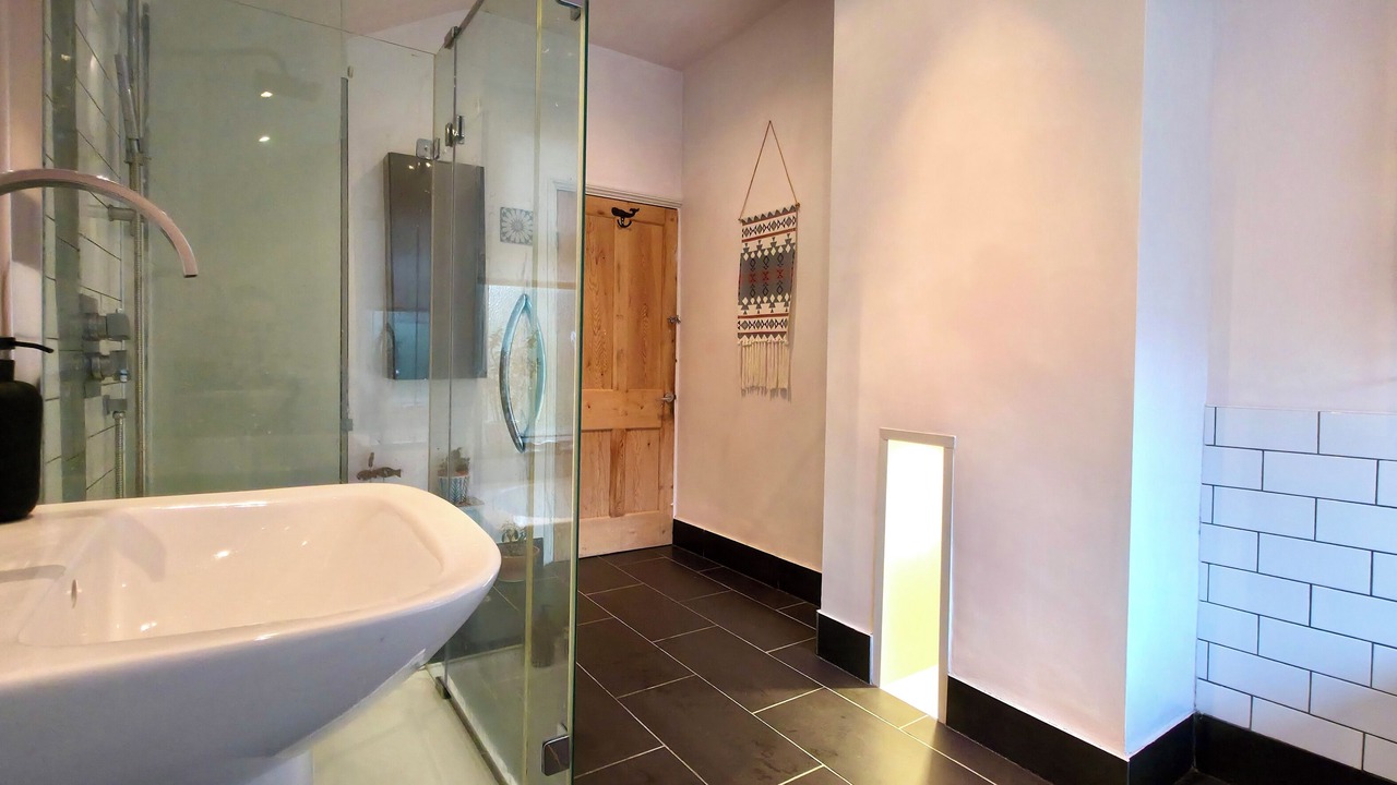 Photo of Bathroom in Splott