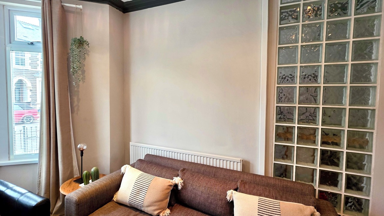 Photo of Livingroom in Splott