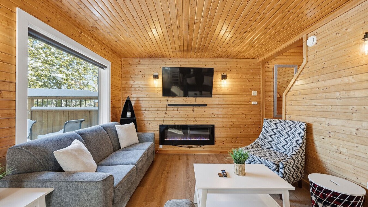 Photo of Livingroom in Smiths Corner