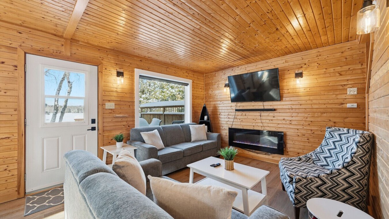 Photo of Livingroom in Smiths Corner