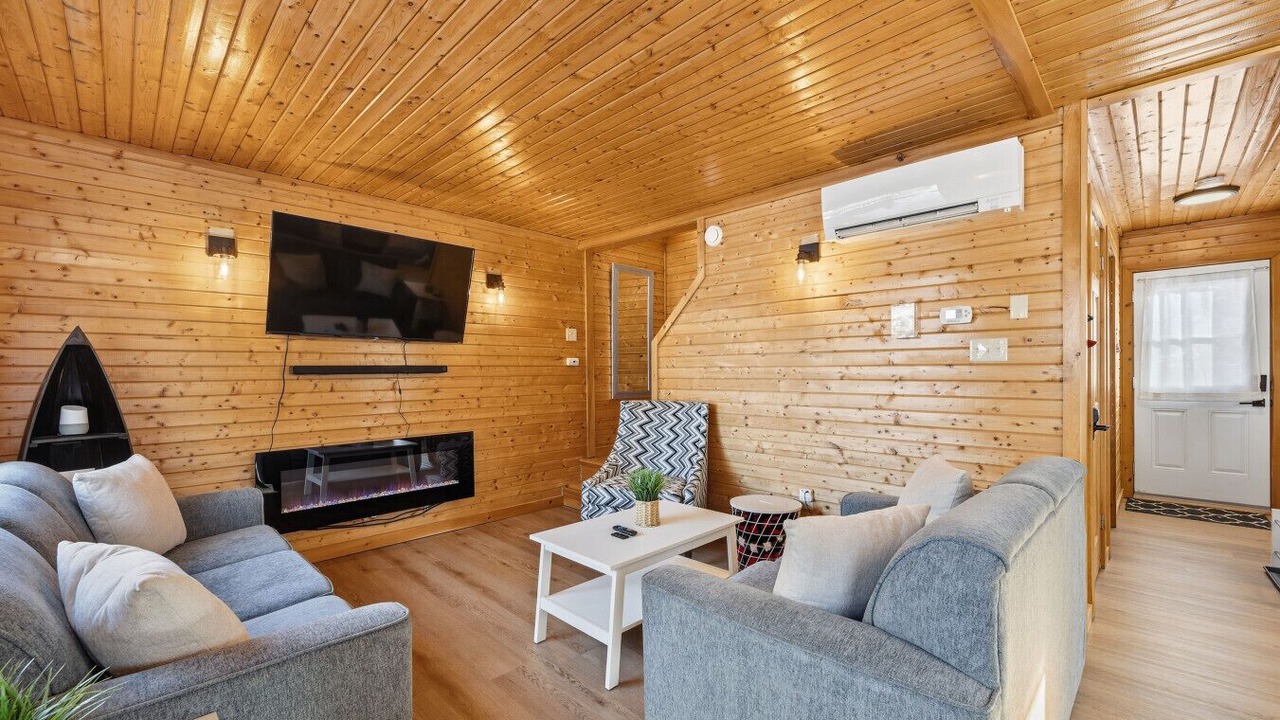 Photo of Livingroom in Smiths Corner