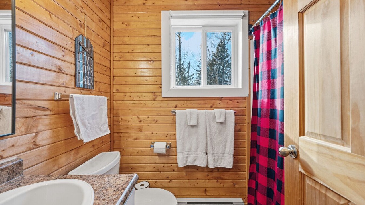 Photo of Bathroom in Smiths Corner