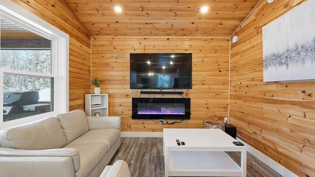 Photo of Livingroom in Smiths Corner
