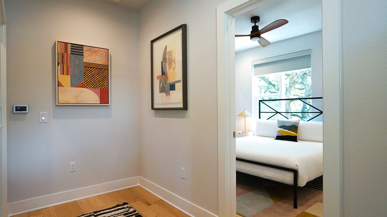 Photo of Bedroom in South River City