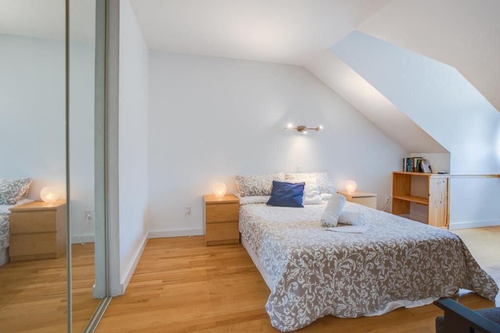 Photo of Bedroom in Magog