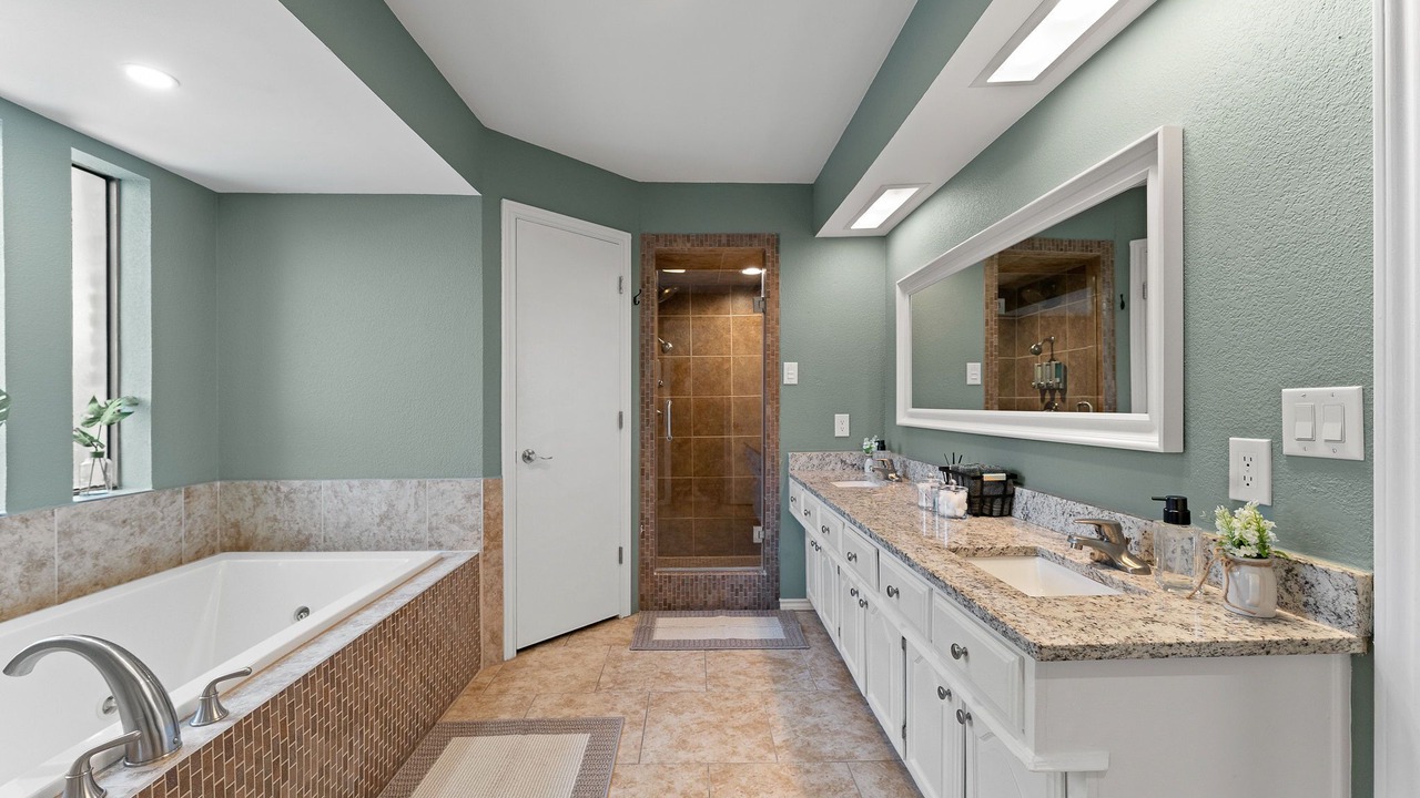 Photo of Bathroom in Lake Highlands