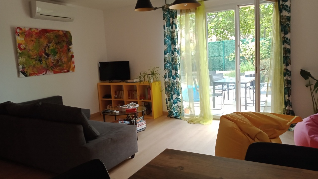 Photo of Livingroom in Moyen-Vernet