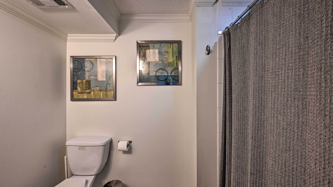 Photo of Bathroom in Townville