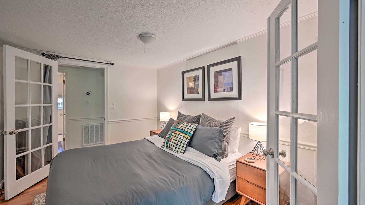 Photo of Bedroom in Townville