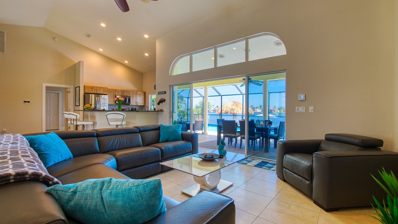 Photo of Livingroom in Eight Lakes