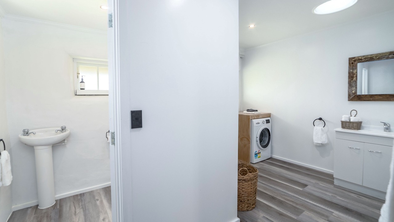 Photo of Bathroom in Martinborough