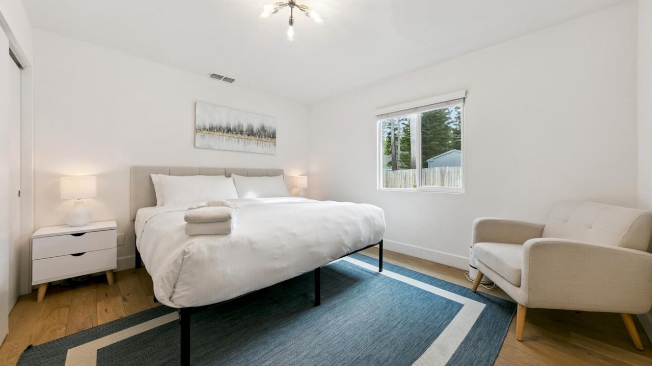 Photo of Bedroom in North Upper Truckee